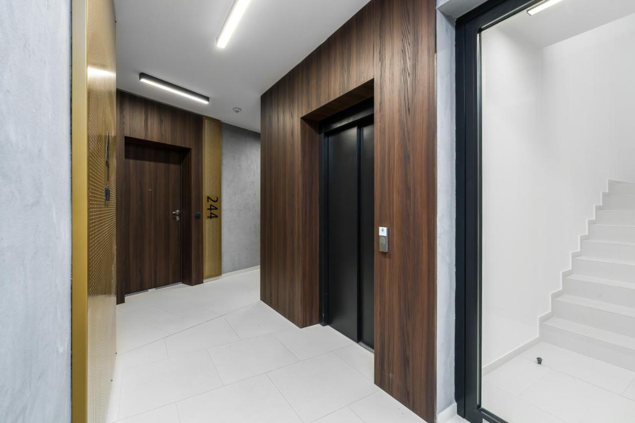 Apartments City View Garbary By Noclegi Renters Poznan Exterior photo